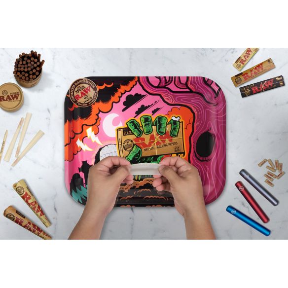 BANDEJA METÁLICA ZOMBIE GRANDE-RAW