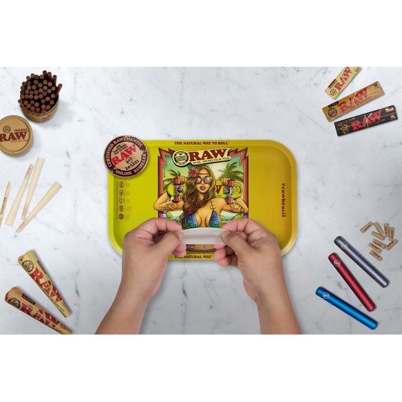 BANDEJA METÁLICA BRAZILIAN GIRL MEDIANA-RAW